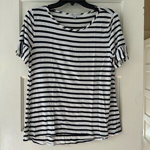 Striped T-shirt with ruffle sleeve - M